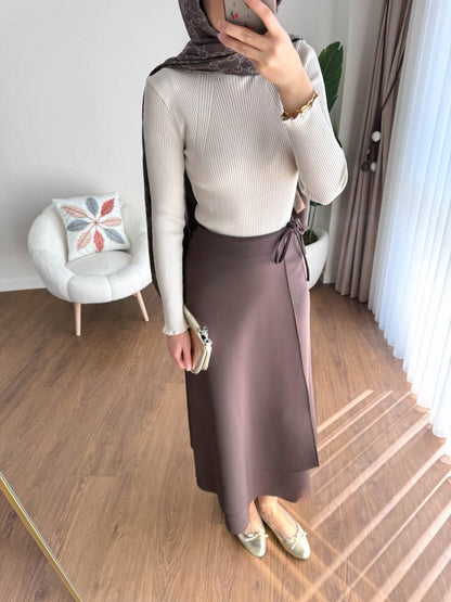 Dik Yaka Fırfırlı Body Bej