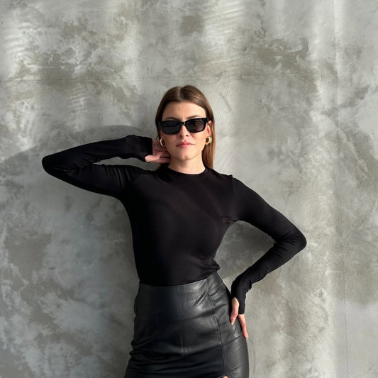 Parmak Geçmeli Body  Siyah