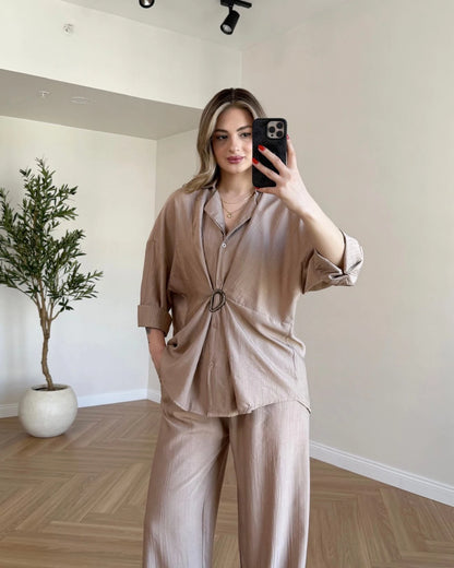 Broş Detaylı Gömlek Pantolon Takım - Bej