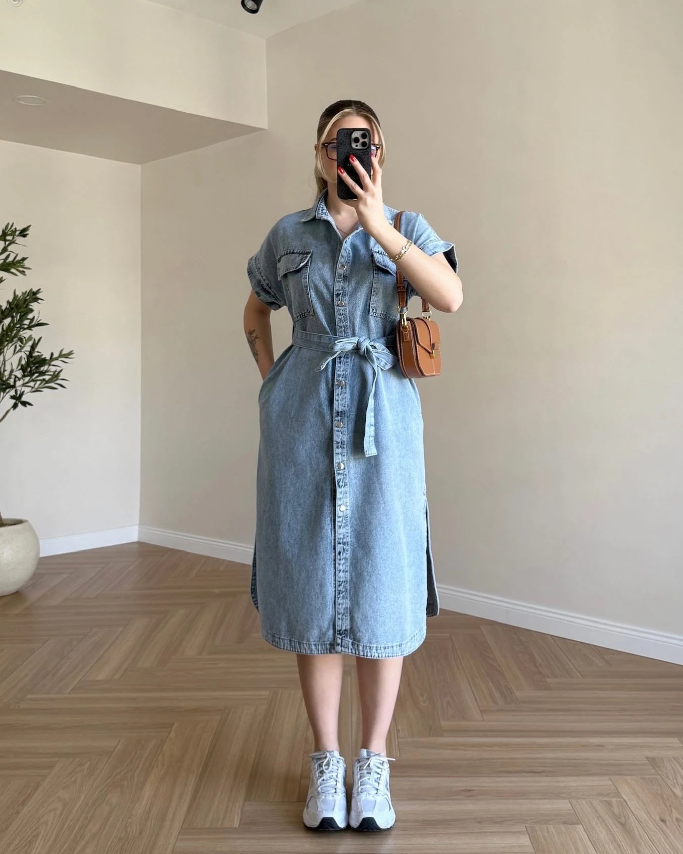 Cep Detaylı Kuşaklı Denim Elbise - Mavi