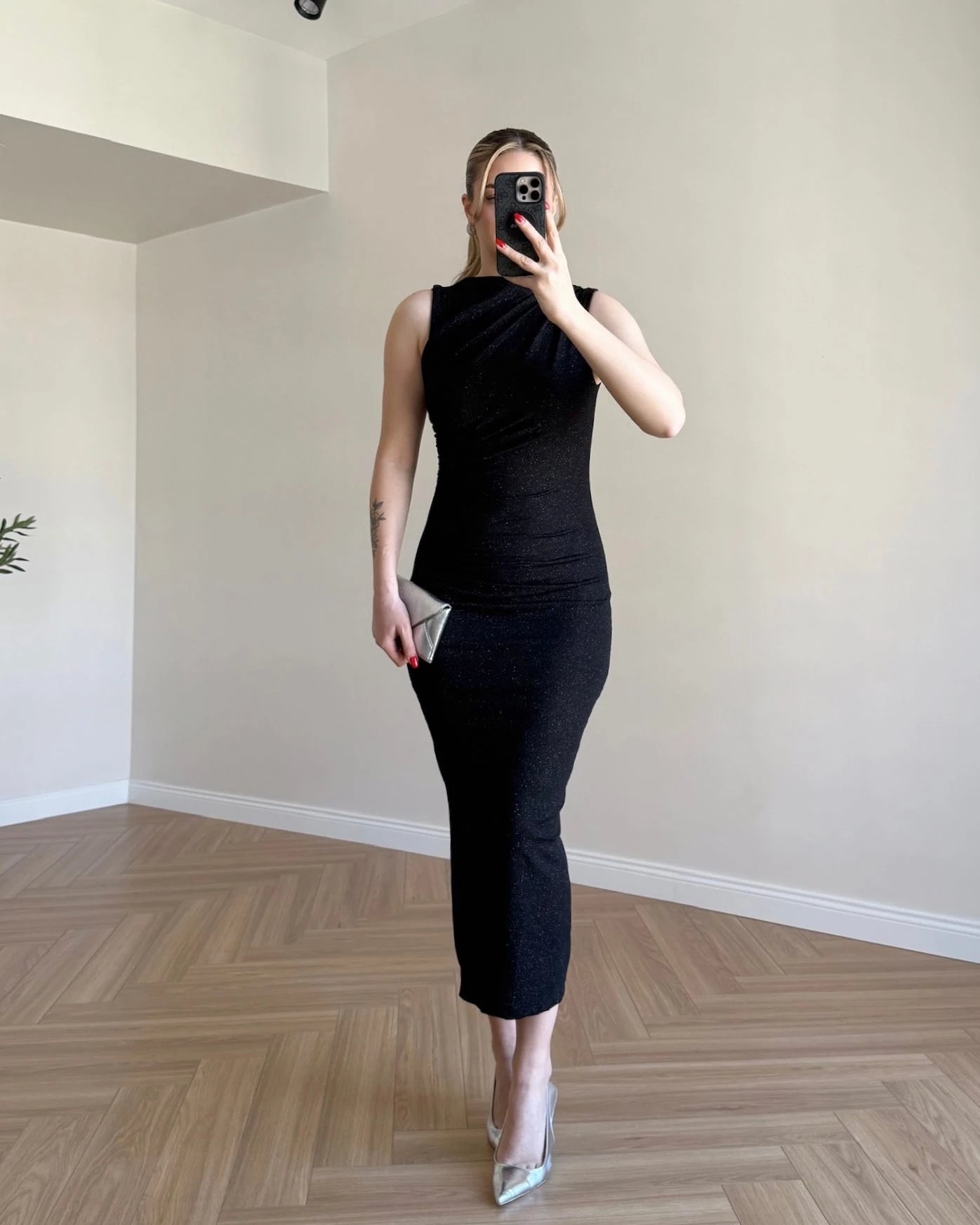Drape Detay Simli Elbise - Siyah