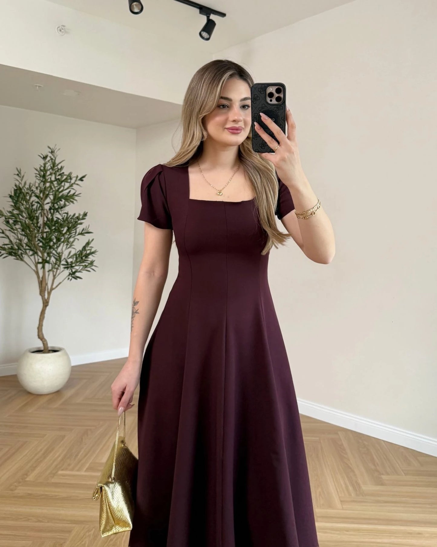 Kare Yaka Kol Detaylı Midi Elbise - Bordo