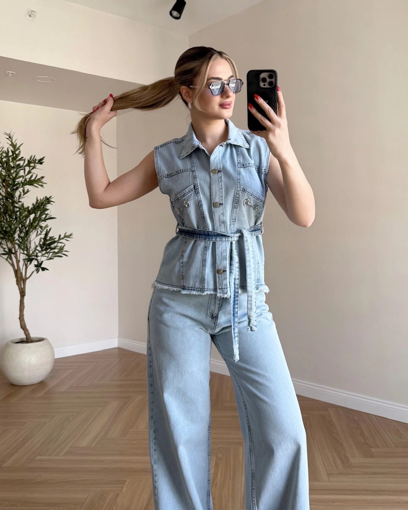 Püskül Detaylı Yelekli Denim Takım - Kar Yıkama