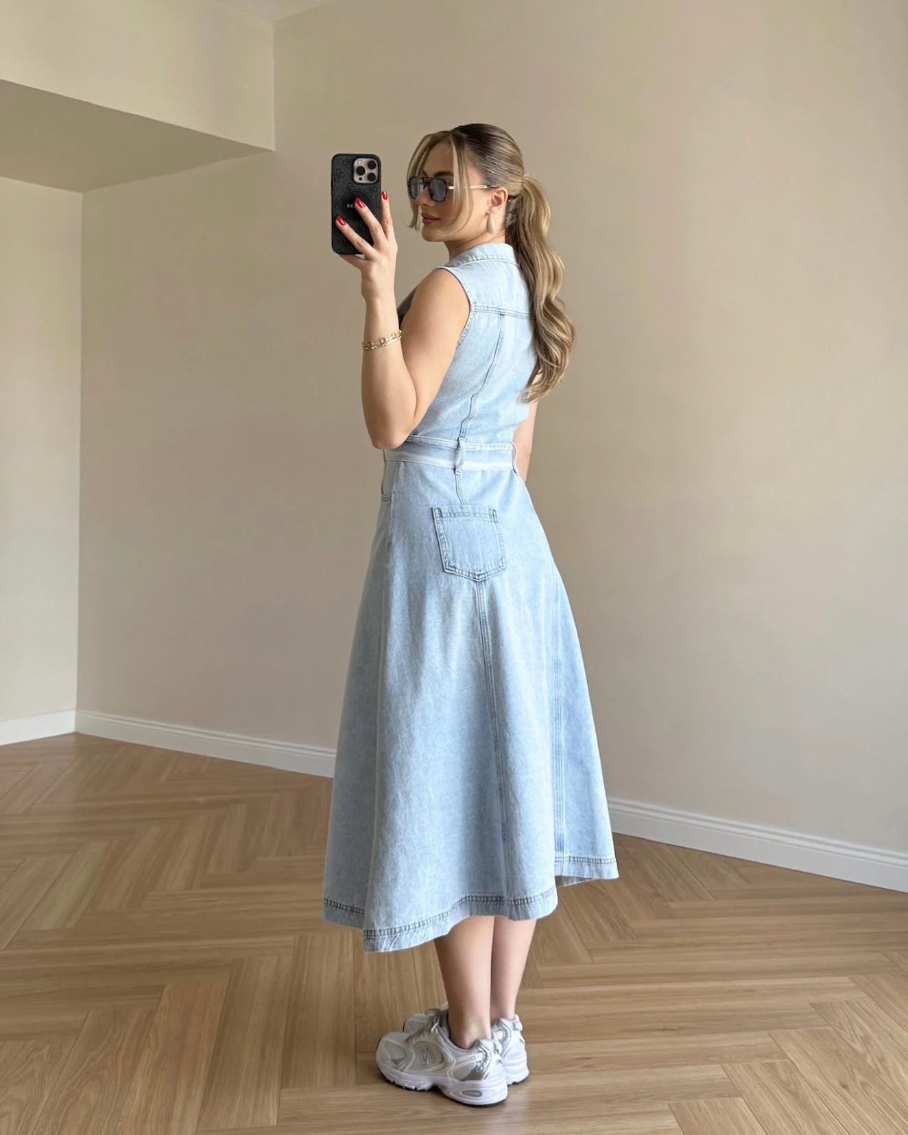 Sıfır Kol Kemerli Denim Elbise - Açık Mavi