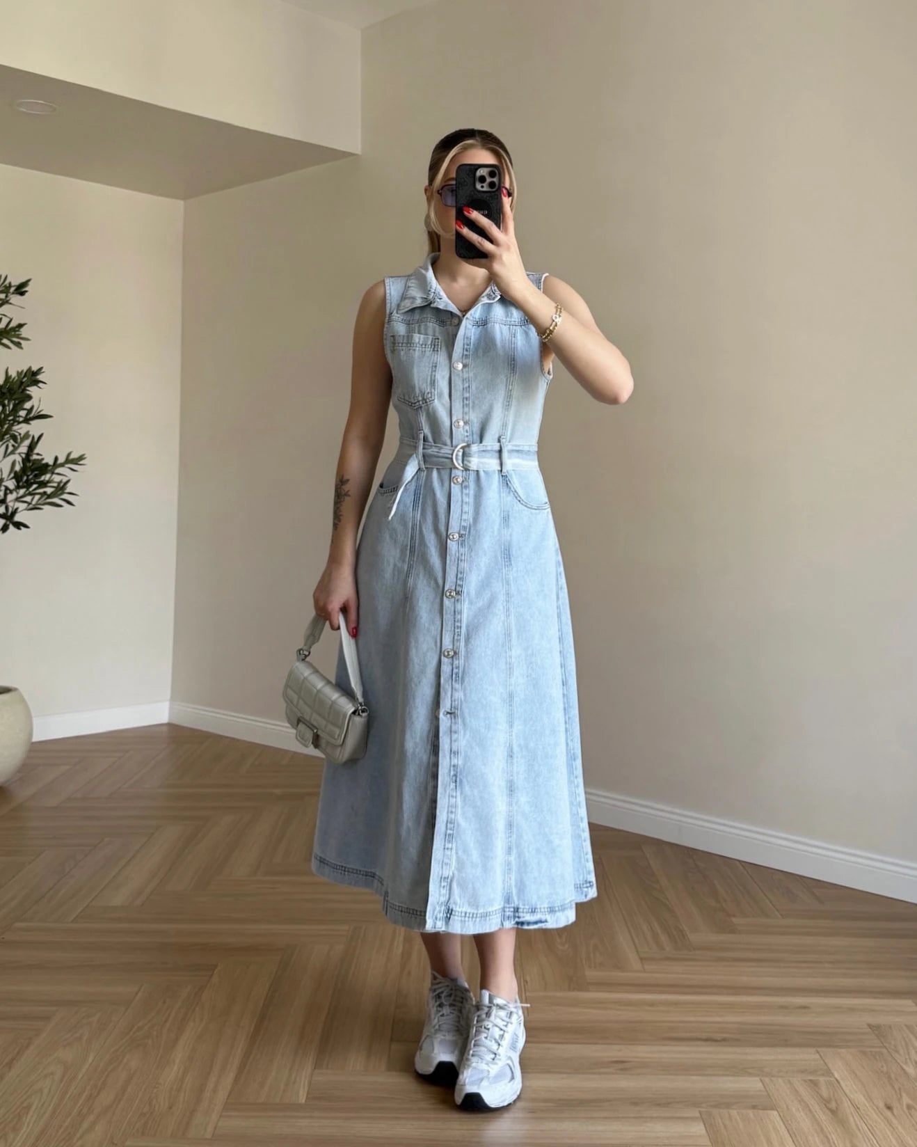 Sıfır Kol Kemerli Denim Elbise - Açık Mavi