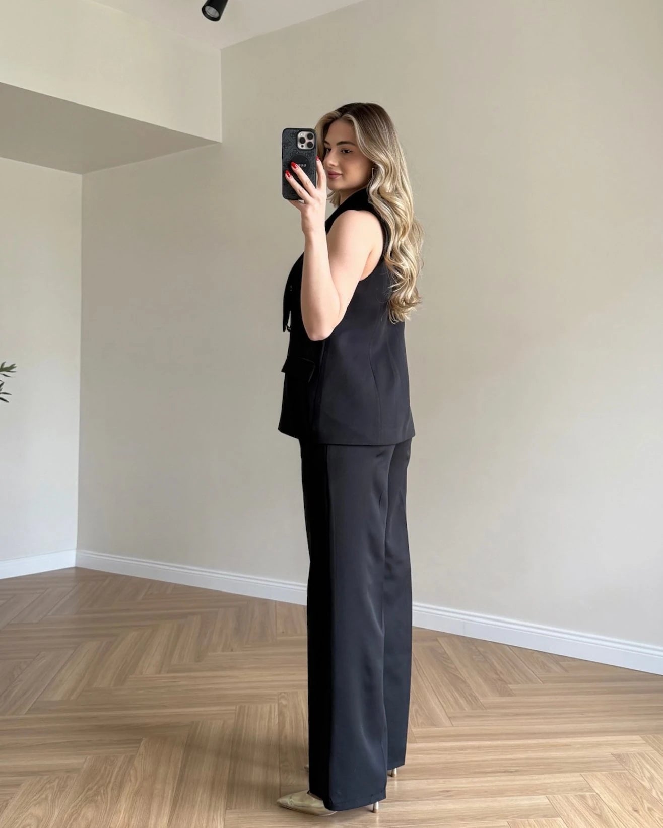 Tasarım Yakalı Yelek Pantolon Set - Siyah