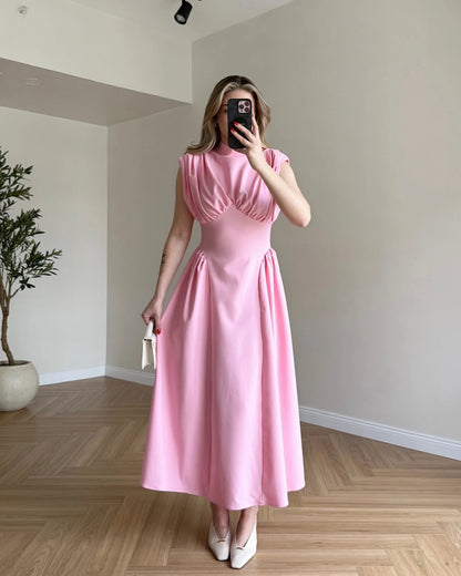 Vatkalı Sıfır Kol Sırt Bağlamalı Elbise - Pembe